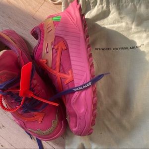 OFF-WHITE Odsey-1000 Pink (W)